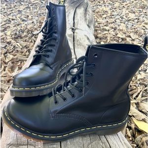Dr. Marten Air Wair - Combat Boot - The Original